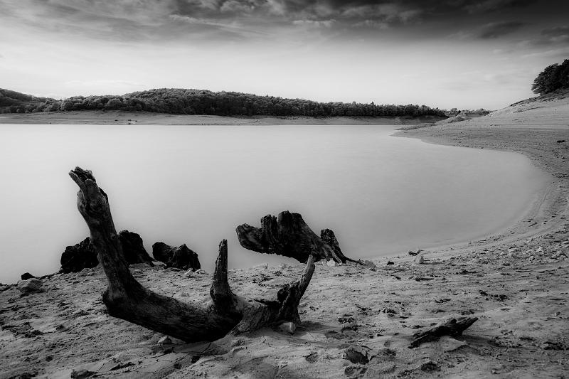 2017_10_29_panneciere (0055bw).jpg - Lac de Pannecière (Octobre 2017)